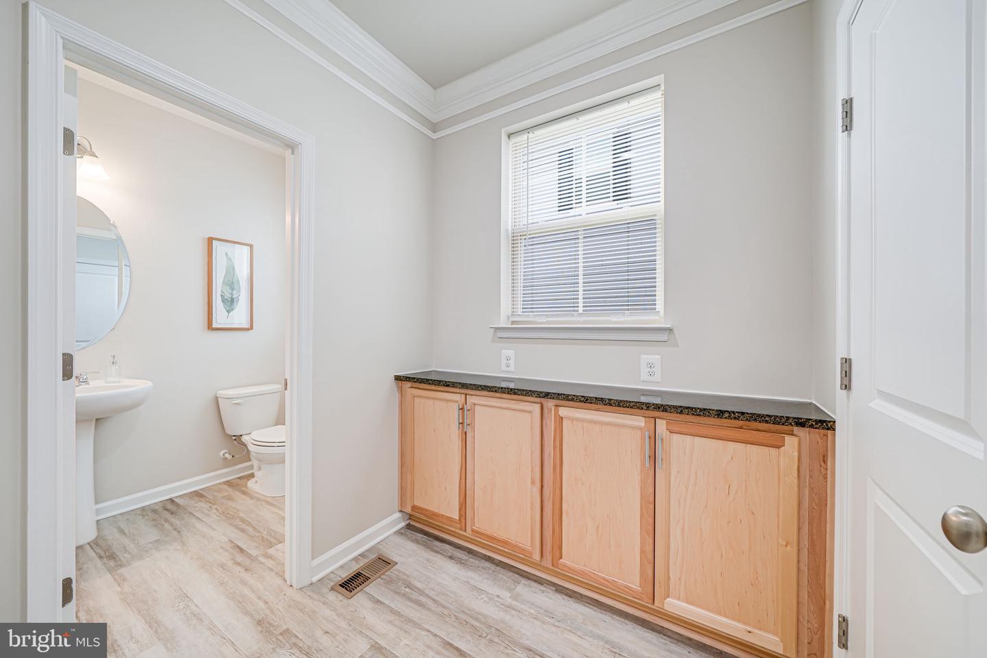9563 JEFFERSON ST, MANASSAS, Virginia 20110, 4 Bedrooms Bedrooms, ,2 BathroomsBathrooms,Residential,For sale,9563 JEFFERSON ST,VAMN2008462 MLS # VAMN2008462
