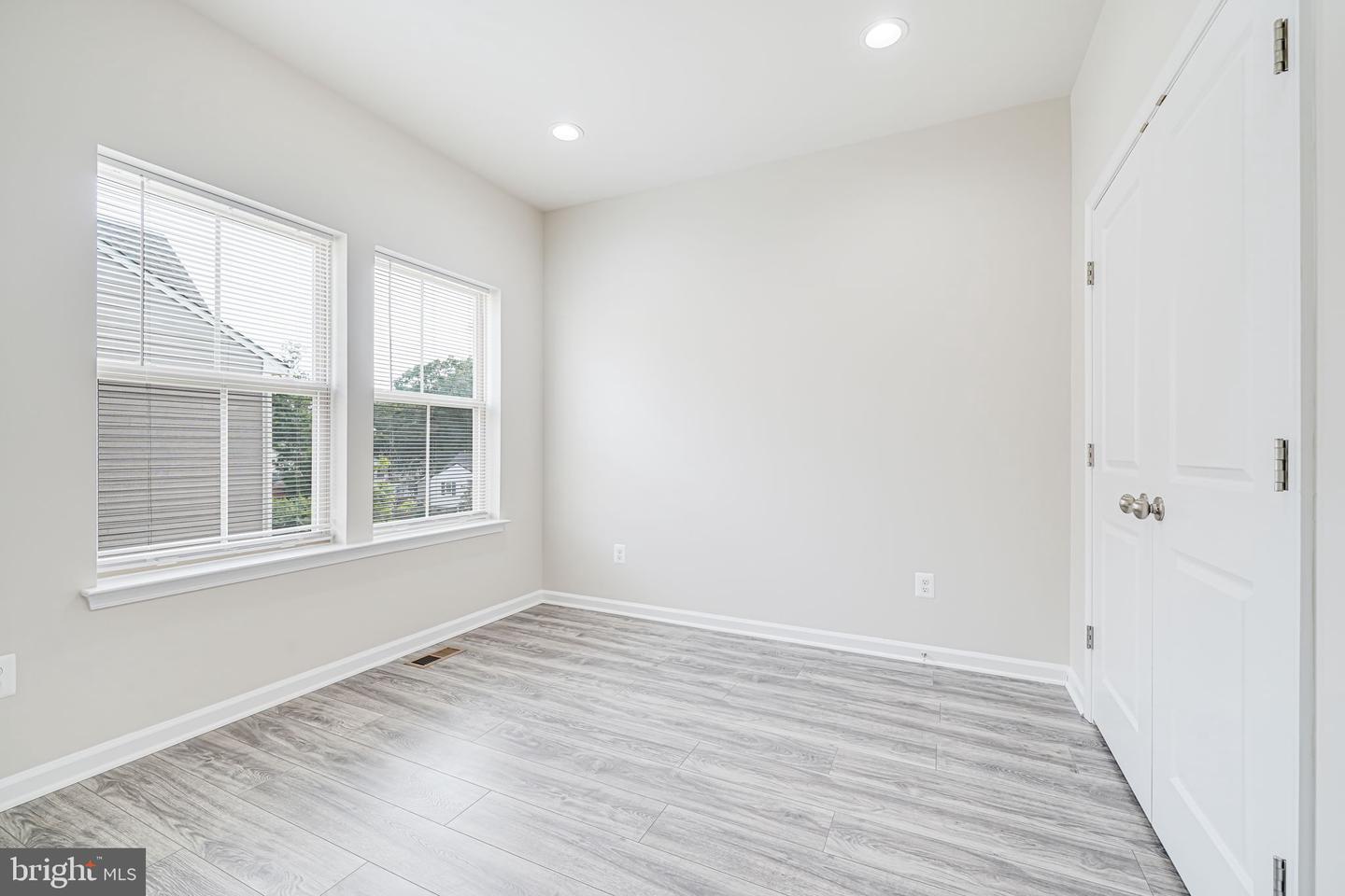 9563 JEFFERSON ST, MANASSAS, Virginia 20110, 4 Bedrooms Bedrooms, ,2 BathroomsBathrooms,Residential,For sale,9563 JEFFERSON ST,VAMN2008462 MLS # VAMN2008462
