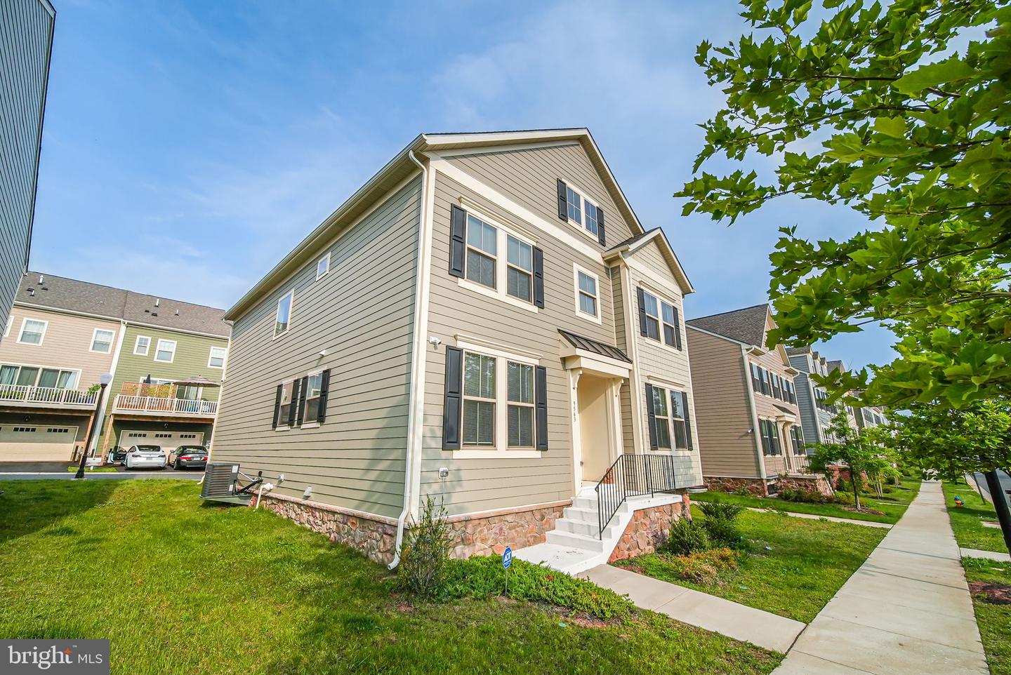 9563 JEFFERSON ST, MANASSAS, Virginia 20110, 4 Bedrooms Bedrooms, ,2 BathroomsBathrooms,Residential,For sale,9563 JEFFERSON ST,VAMN2008462 MLS # VAMN2008462