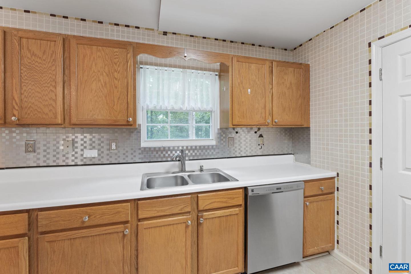 10 RIVER RIDGE DR, PALMYRA, Virginia 22963, 3 Bedrooms Bedrooms, ,2 BathroomsBathrooms,Residential,For sale,10 RIVER RIDGE DR,665402 MLS # 665402