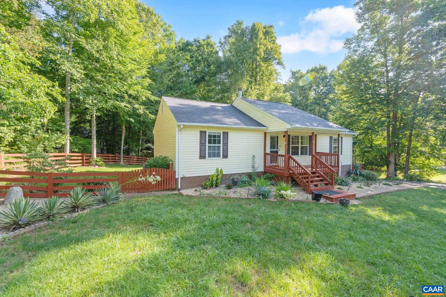 10 RIVER RIDGE DR, PALMYRA, Virginia 22963, 3 Bedrooms Bedrooms, ,2 BathroomsBathrooms,Residential,For sale,10 RIVER RIDGE DR,665402 MLS # 665402