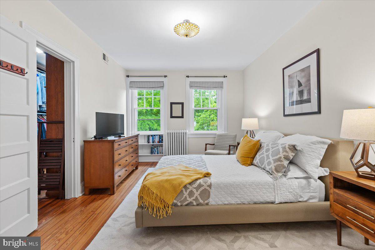 2840 27TH ST NW, WASHINGTON, District Of Columbia 20008, 4 Bedrooms Bedrooms, ,3 BathroomsBathrooms,Residential,For sale,2840 27TH ST NW,DCDC2204276 MLS # DCDC2204276