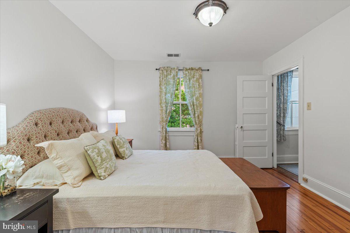 2840 27TH ST NW, WASHINGTON, District Of Columbia 20008, 4 Bedrooms Bedrooms, ,3 BathroomsBathrooms,Residential,For sale,2840 27TH ST NW,DCDC2204276 MLS # DCDC2204276