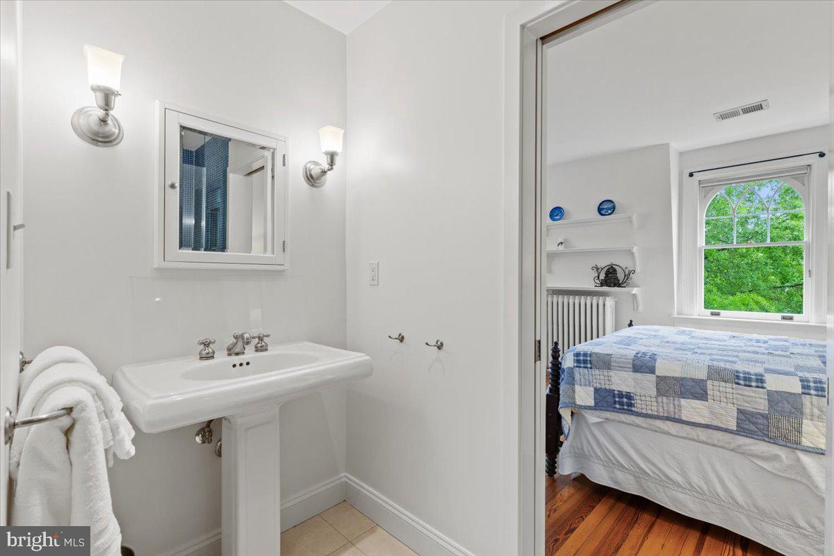 2840 27TH ST NW, WASHINGTON, District Of Columbia 20008, 4 Bedrooms Bedrooms, ,3 BathroomsBathrooms,Residential,For sale,2840 27TH ST NW,DCDC2204276 MLS # DCDC2204276