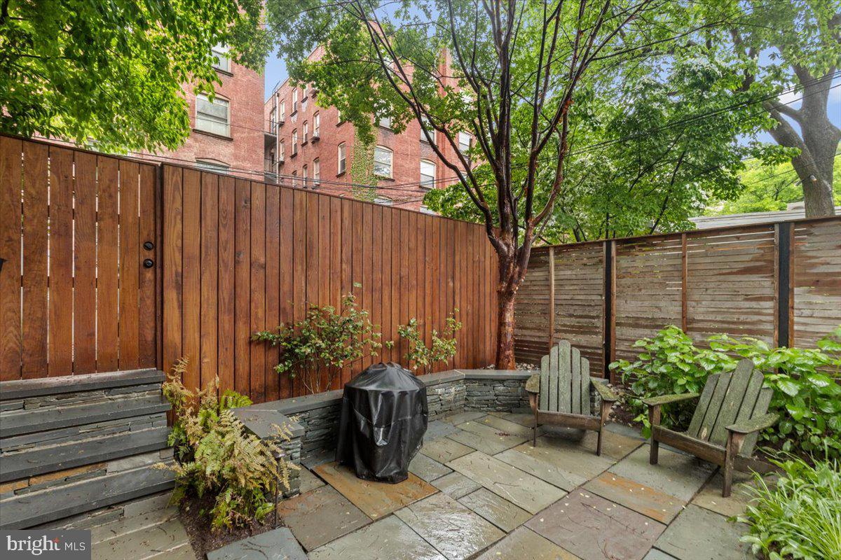 2840 27TH ST NW, WASHINGTON, District Of Columbia 20008, 4 Bedrooms Bedrooms, ,3 BathroomsBathrooms,Residential,For sale,2840 27TH ST NW,DCDC2204276 MLS # DCDC2204276