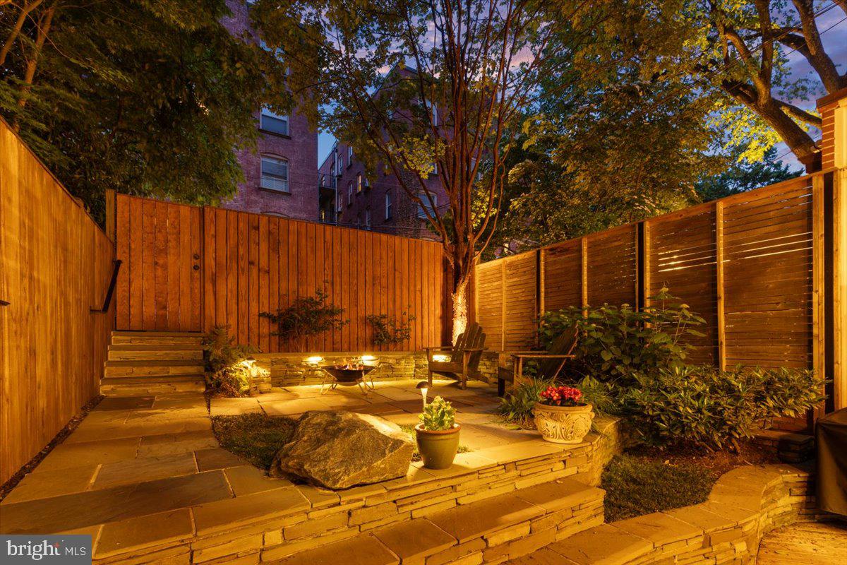 2840 27TH ST NW, WASHINGTON, District Of Columbia 20008, 4 Bedrooms Bedrooms, ,3 BathroomsBathrooms,Residential,For sale,2840 27TH ST NW,DCDC2204276 MLS # DCDC2204276