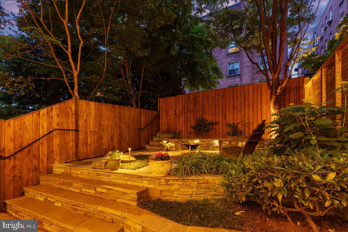 2840 27TH ST NW, WASHINGTON, District Of Columbia 20008, 4 Bedrooms Bedrooms, ,3 BathroomsBathrooms,Residential,For sale,2840 27TH ST NW,DCDC2204276 MLS # DCDC2204276
