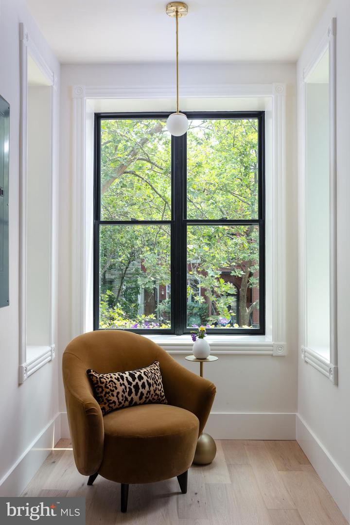 441 Q ST NW #2, WASHINGTON, District Of Columbia 20002, 3 Bedrooms Bedrooms, ,3 BathroomsBathrooms,Residential,For sale,441 Q ST NW #2,DCDC2204284 MLS # DCDC2204284