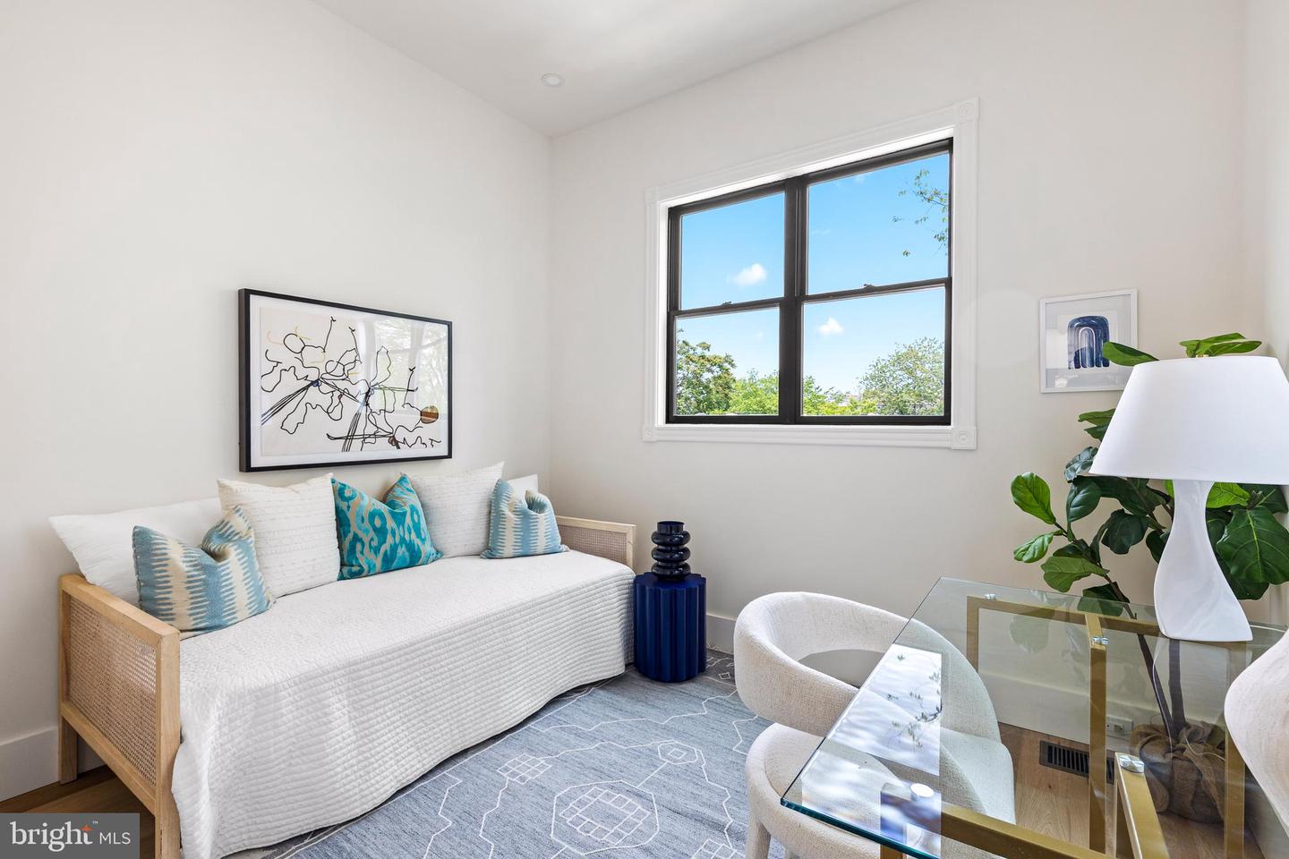 441 Q ST NW #2, WASHINGTON, District Of Columbia 20002, 3 Bedrooms Bedrooms, ,3 BathroomsBathrooms,Residential,For sale,441 Q ST NW #2,DCDC2204284 MLS # DCDC2204284