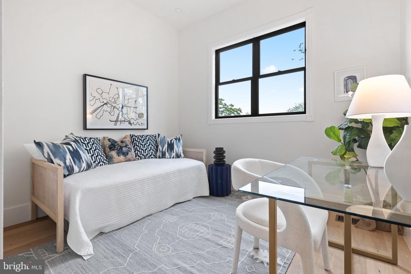 441 Q ST NW #2, WASHINGTON, District Of Columbia 20002, 3 Bedrooms Bedrooms, ,3 BathroomsBathrooms,Residential,For sale,441 Q ST NW #2,DCDC2204284 MLS # DCDC2204284