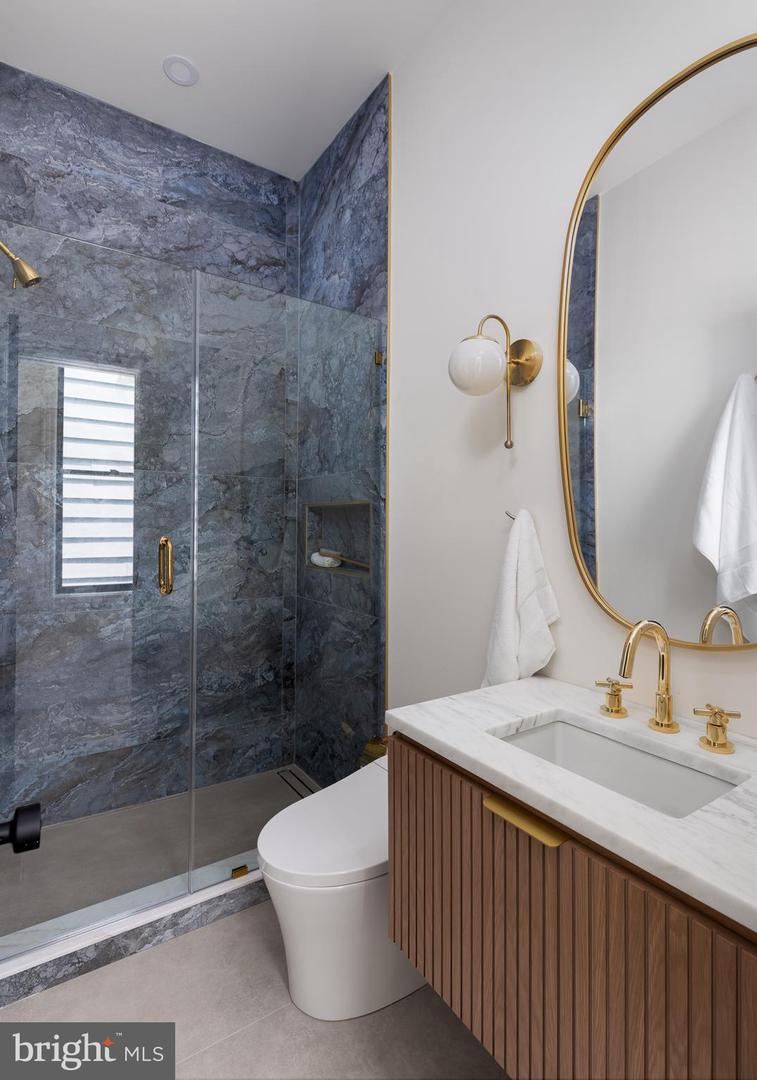441 Q ST NW #2, WASHINGTON, District Of Columbia 20002, 3 Bedrooms Bedrooms, ,3 BathroomsBathrooms,Residential,For sale,441 Q ST NW #2,DCDC2204284 MLS # DCDC2204284