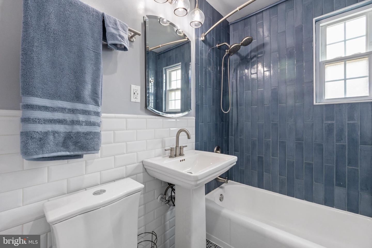 3128 SHERMAN AVE NW #9, WASHINGTON, District Of Columbia 20010, 2 Bedrooms Bedrooms, ,1 BathroomBathrooms,Residential,For sale,3128 SHERMAN AVE NW #9,DCDC2204360 MLS # DCDC2204360