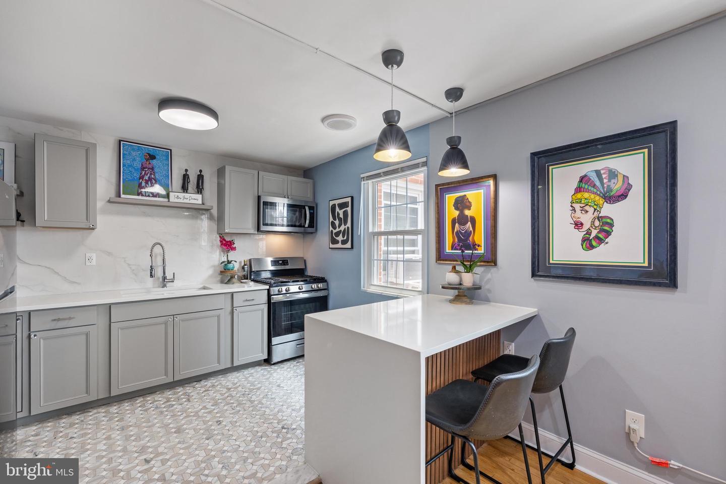 3128 SHERMAN AVE NW #9, WASHINGTON, District Of Columbia 20010, 2 Bedrooms Bedrooms, ,1 BathroomBathrooms,Residential,For sale,3128 SHERMAN AVE NW #9,DCDC2204360 MLS # DCDC2204360