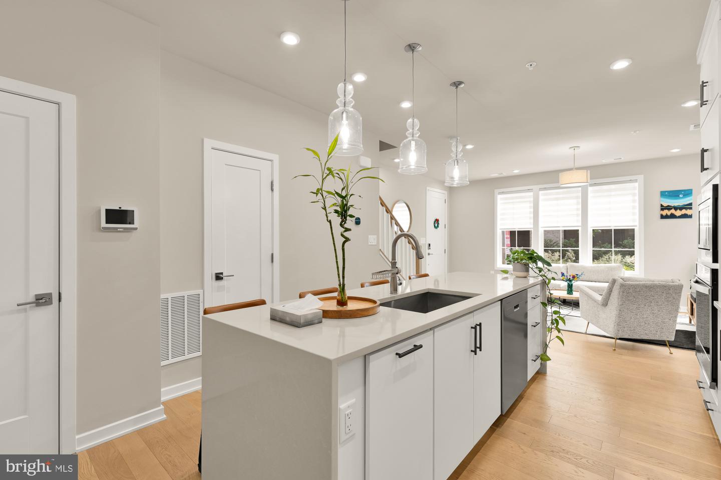 7458 BACKETT WOOD TER #401, MCLEAN, Virginia 22102, 3 Bedrooms Bedrooms, ,2 BathroomsBathrooms,Residential,For sale,7458 BACKETT WOOD TER #401,VAFX2245946 MLS # VAFX2245946