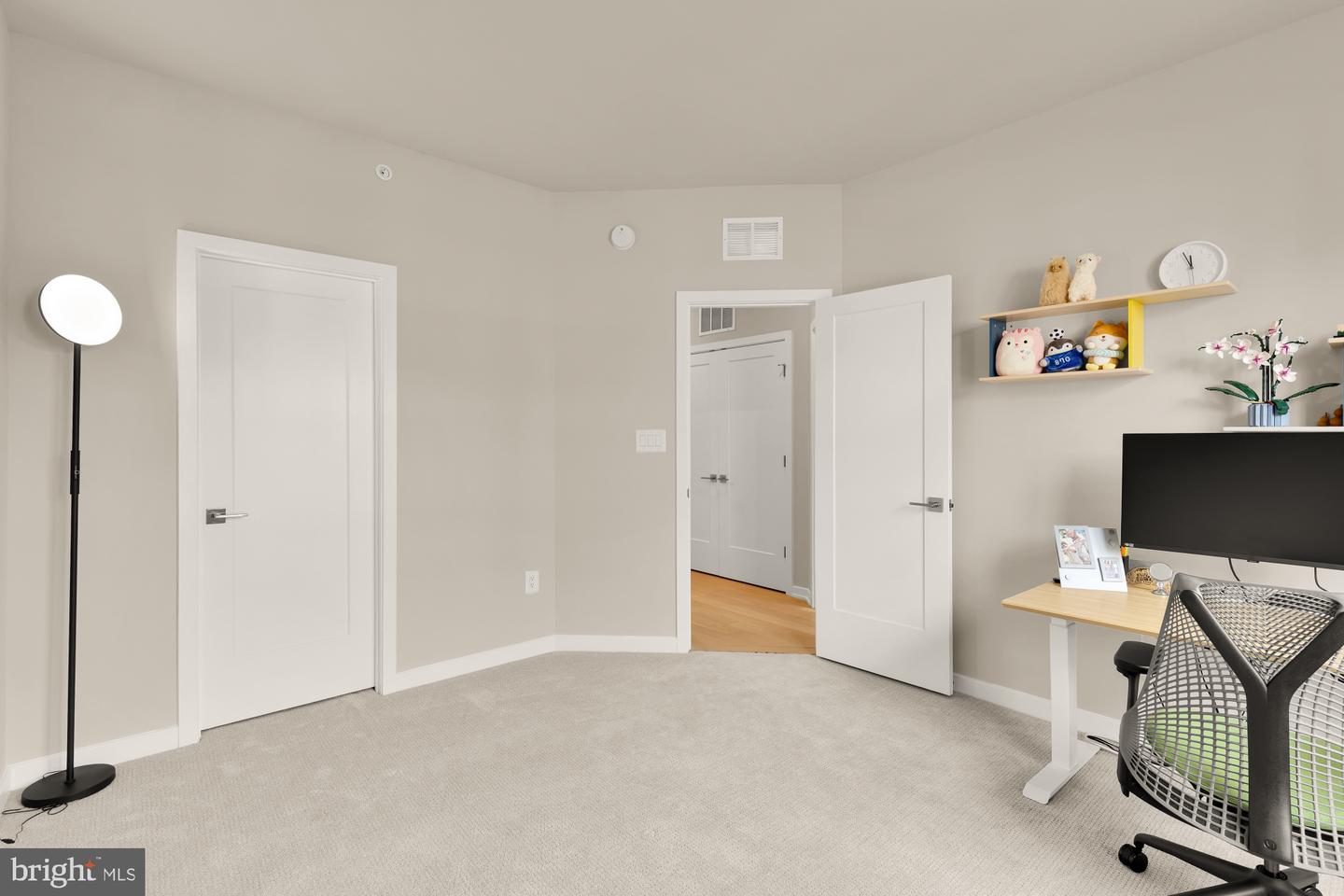 7458 BACKETT WOOD TER #401, MCLEAN, Virginia 22102, 3 Bedrooms Bedrooms, ,2 BathroomsBathrooms,Residential,For sale,7458 BACKETT WOOD TER #401,VAFX2245946 MLS # VAFX2245946