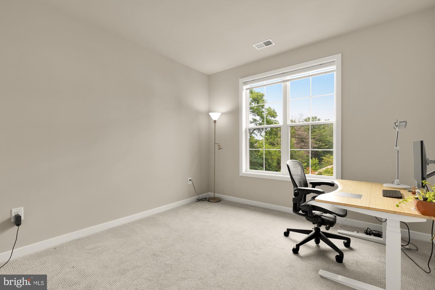 7458 BACKETT WOOD TER #401, MCLEAN, Virginia 22102, 3 Bedrooms Bedrooms, ,2 BathroomsBathrooms,Residential,For sale,7458 BACKETT WOOD TER #401,VAFX2245946 MLS # VAFX2245946