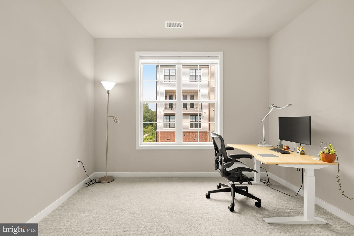7458 BACKETT WOOD TER #401, MCLEAN, Virginia 22102, 3 Bedrooms Bedrooms, ,2 BathroomsBathrooms,Residential,For sale,7458 BACKETT WOOD TER #401,VAFX2245946 MLS # VAFX2245946