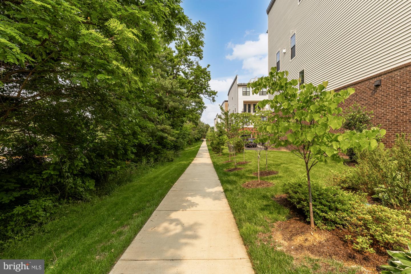 7458 BACKETT WOOD TER #401, MCLEAN, Virginia 22102, 3 Bedrooms Bedrooms, ,2 BathroomsBathrooms,Residential,For sale,7458 BACKETT WOOD TER #401,VAFX2245946 MLS # VAFX2245946