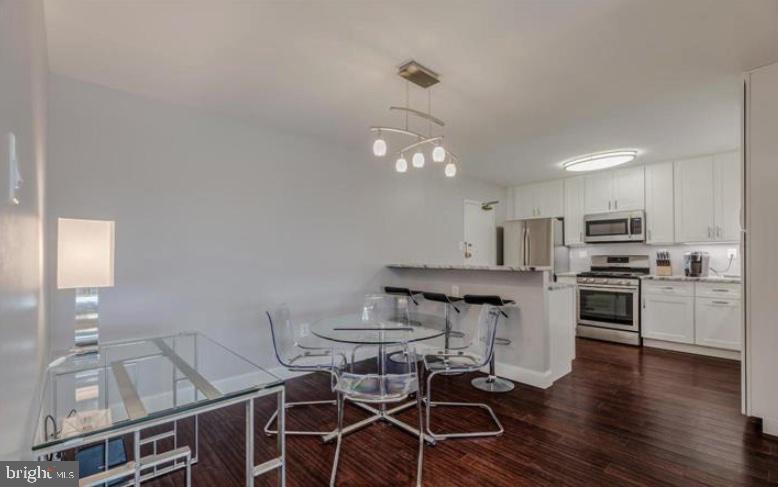 1300 ARMY NAVY DR #803, ARLINGTON, Virginia 22202, 1 Bedroom Bedrooms, ,1 BathroomBathrooms,Residential,For sale,1300 ARMY NAVY DR #803,VAAR2058828 MLS # VAAR2058828