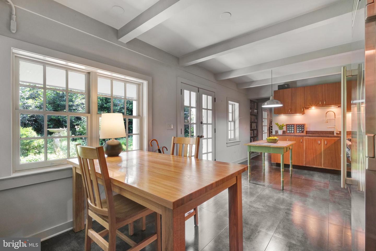 323 N PATRICK ST, ALEXANDRIA, Virginia 22314, 3 Bedrooms Bedrooms, ,2 BathroomsBathrooms,Residential,For sale,323 N PATRICK ST,VAAX2046210 MLS # VAAX2046210