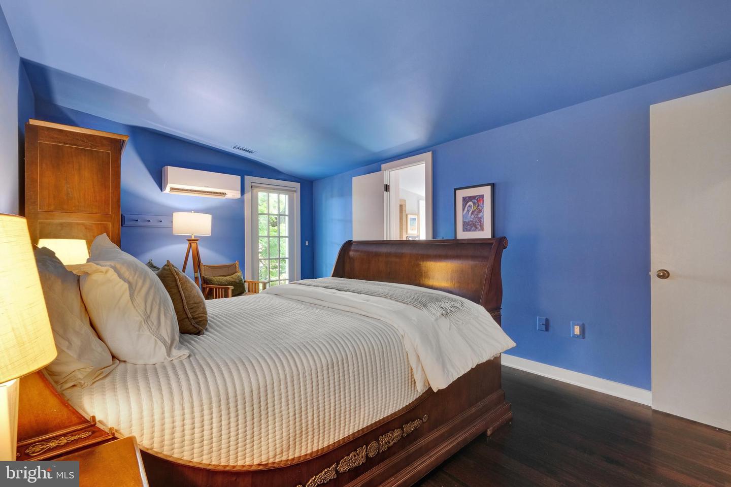 323 N PATRICK ST, ALEXANDRIA, Virginia 22314, 3 Bedrooms Bedrooms, ,2 BathroomsBathrooms,Residential,For sale,323 N PATRICK ST,VAAX2046210 MLS # VAAX2046210