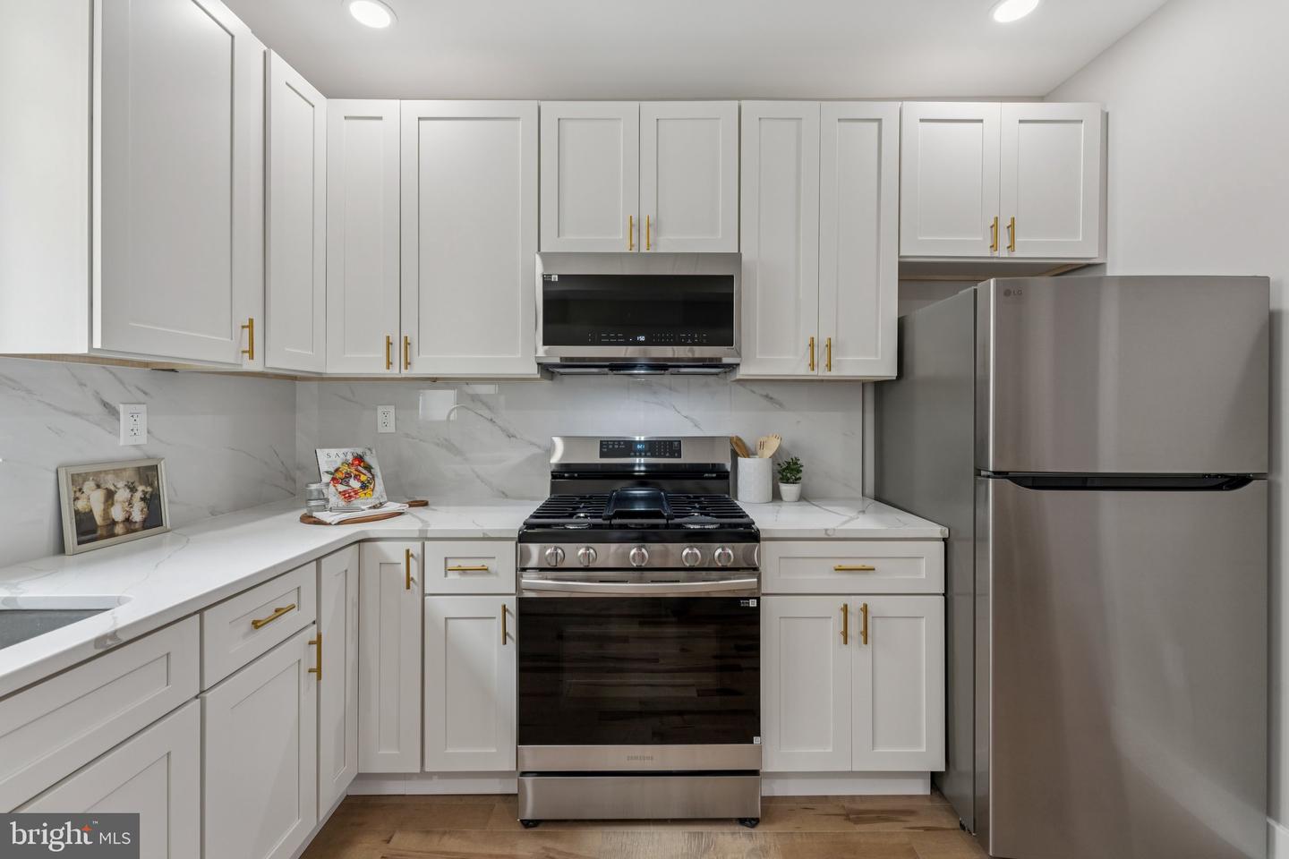 344 ELM ST NW, WASHINGTON, District Of Columbia 20001, 3 Bedrooms Bedrooms, ,2 BathroomsBathrooms,Residential,For sale,344 ELM ST NW,DCDC2204494 MLS # DCDC2204494
