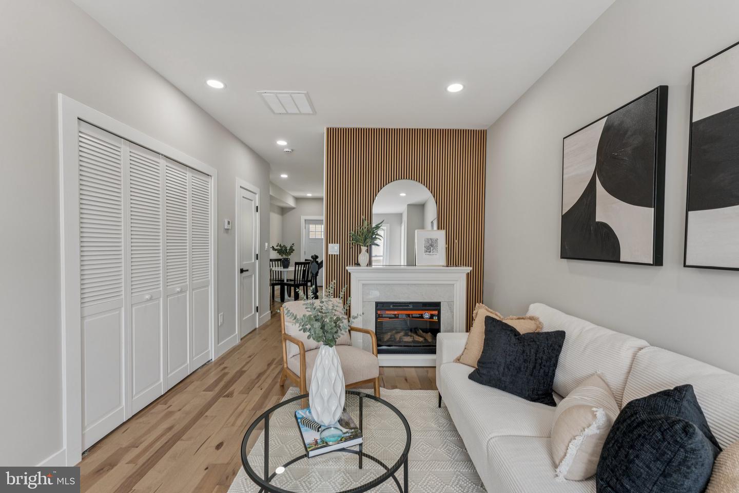 344 ELM ST NW, WASHINGTON, District Of Columbia 20001, 3 Bedrooms Bedrooms, ,2 BathroomsBathrooms,Residential,For sale,344 ELM ST NW,DCDC2204494 MLS # DCDC2204494