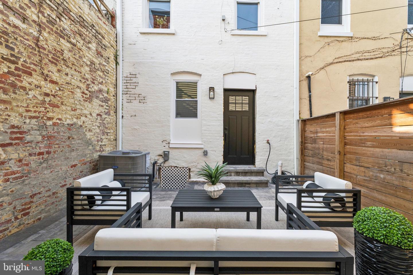 344 ELM ST NW, WASHINGTON, District Of Columbia 20001, 3 Bedrooms Bedrooms, ,2 BathroomsBathrooms,Residential,For sale,344 ELM ST NW,DCDC2204494 MLS # DCDC2204494