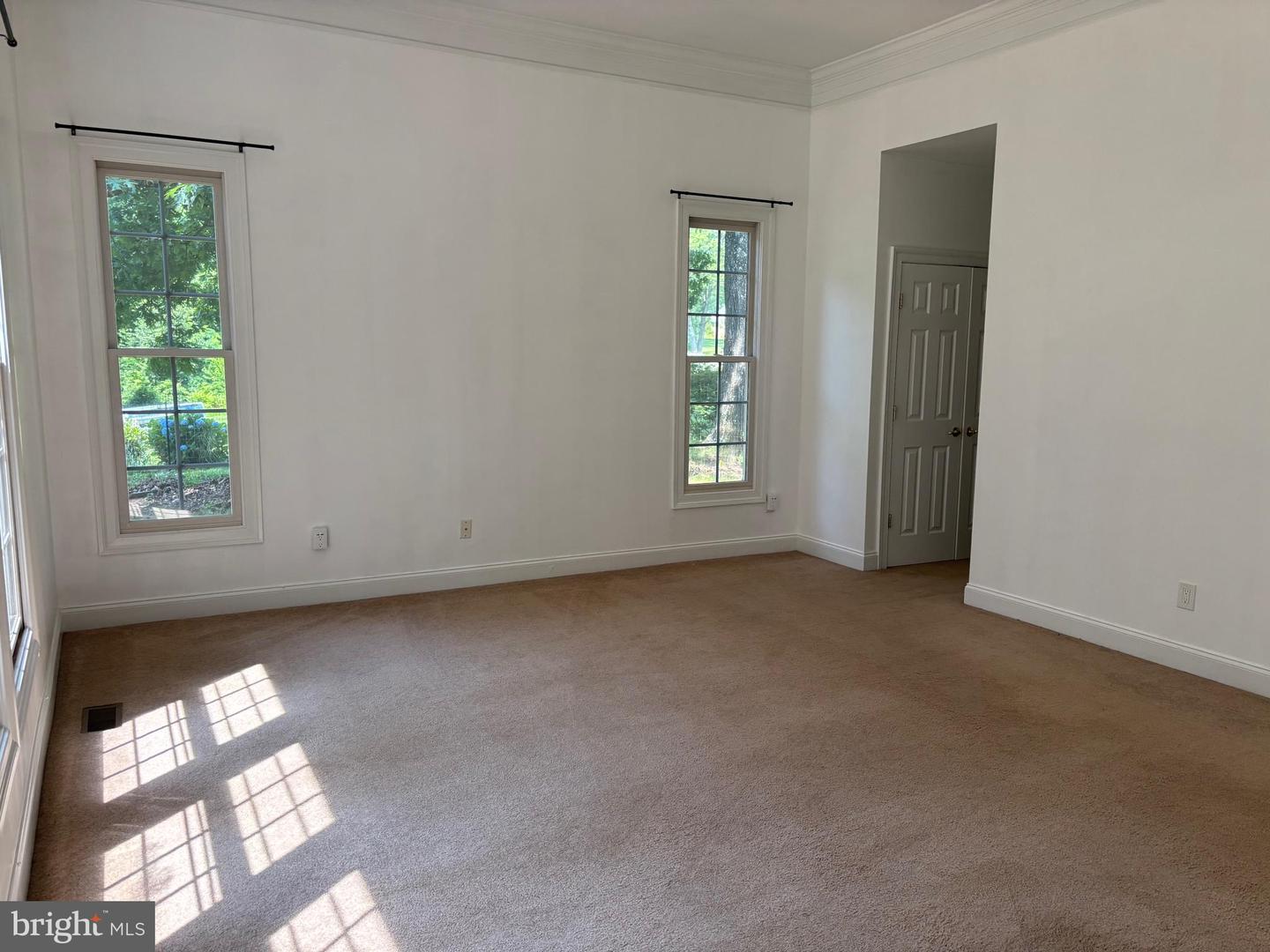 1811 CHERRY HILL RD, DUMFRIES, Virginia 22026, 3 Bedrooms Bedrooms, ,2 BathroomsBathrooms,Residential,For sale,1811 CHERRY HILL RD,VAPW2096476 MLS # VAPW2096476