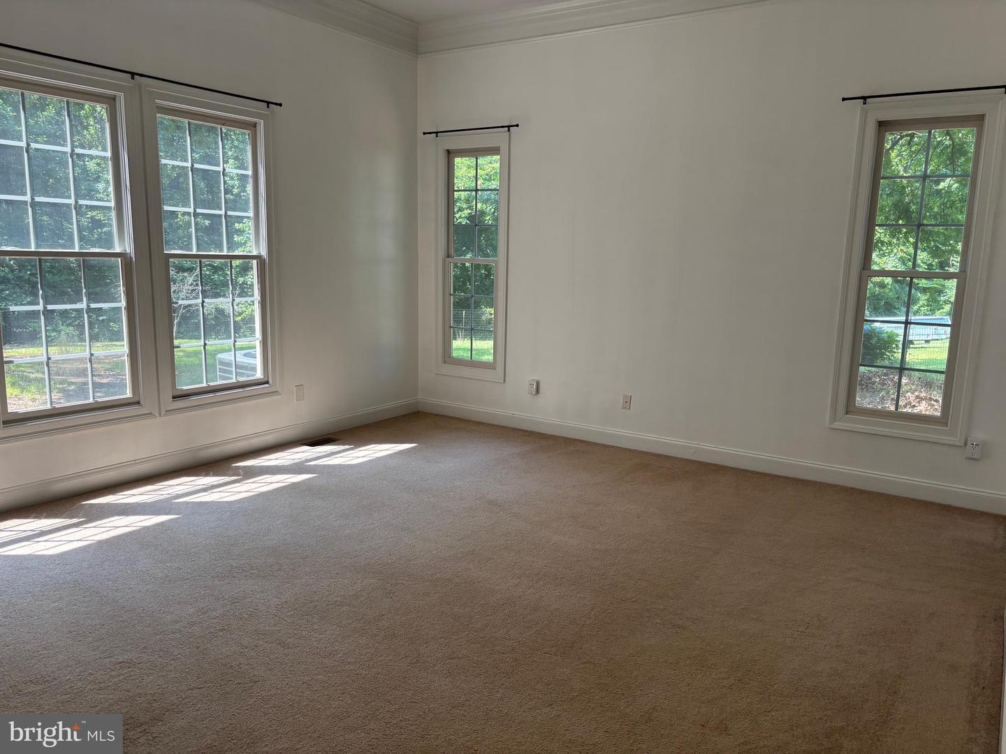 1811 CHERRY HILL RD, DUMFRIES, Virginia 22026, 3 Bedrooms Bedrooms, ,2 BathroomsBathrooms,Residential,For sale,1811 CHERRY HILL RD,VAPW2096476 MLS # VAPW2096476