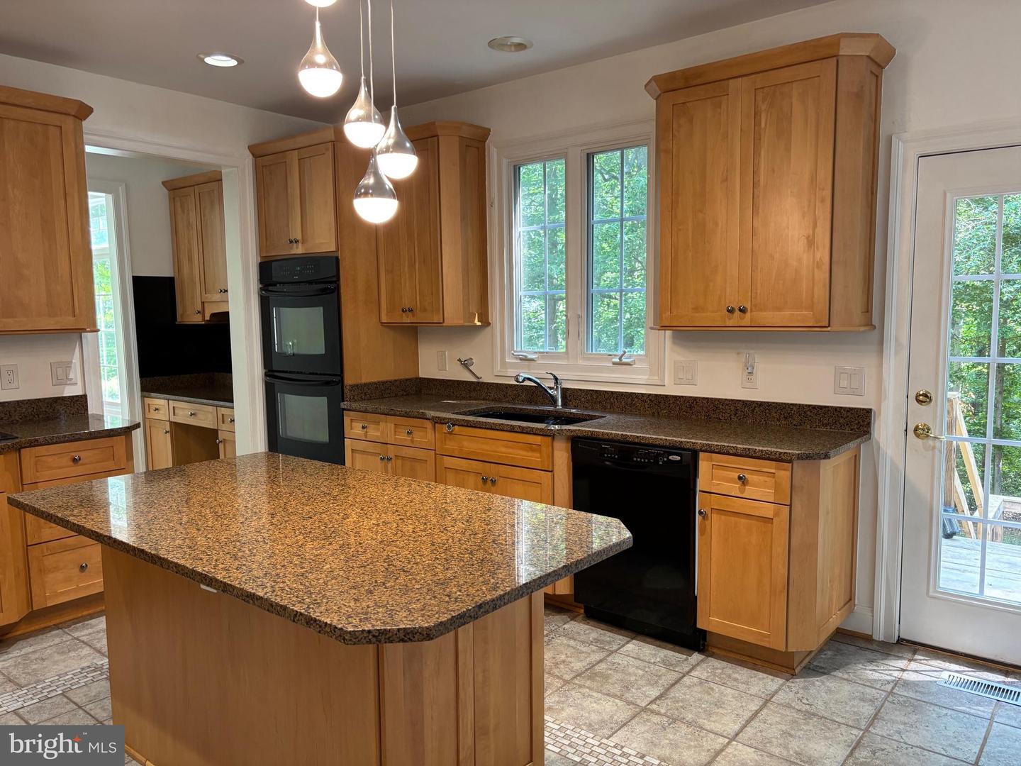 1811 CHERRY HILL RD, DUMFRIES, Virginia 22026, 3 Bedrooms Bedrooms, ,2 BathroomsBathrooms,Residential,For sale,1811 CHERRY HILL RD,VAPW2096476 MLS # VAPW2096476