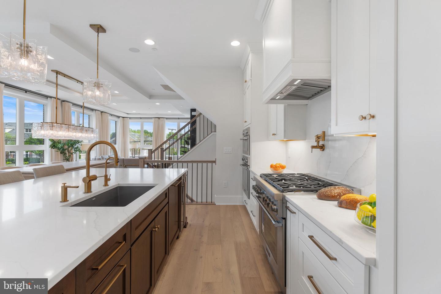 1632 CHAIN BRIDGE RD, MCLEAN, Virginia 22101, 4 Bedrooms Bedrooms, ,3 BathroomsBathrooms,Residential,For sale,1632 CHAIN BRIDGE RD,VAFX2246048 MLS # VAFX2246048