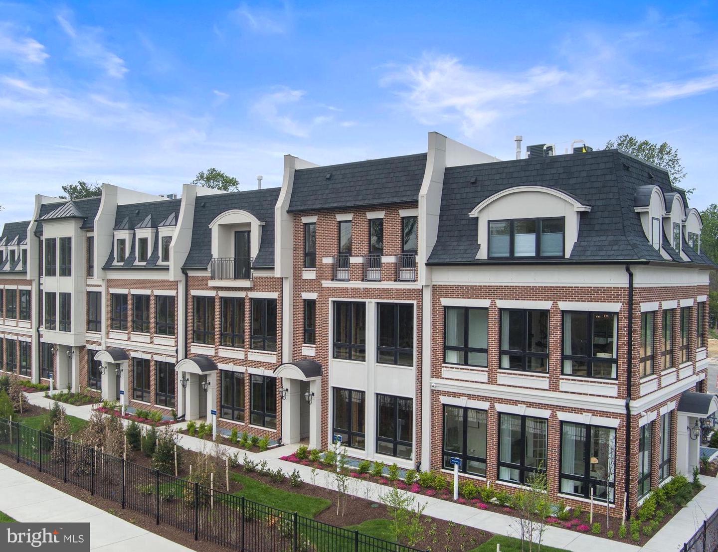 1632 CHAIN BRIDGE RD, MCLEAN, Virginia 22101, 4 Bedrooms Bedrooms, ,3 BathroomsBathrooms,Residential,For sale,1632 CHAIN BRIDGE RD,VAFX2246048 MLS # VAFX2246048