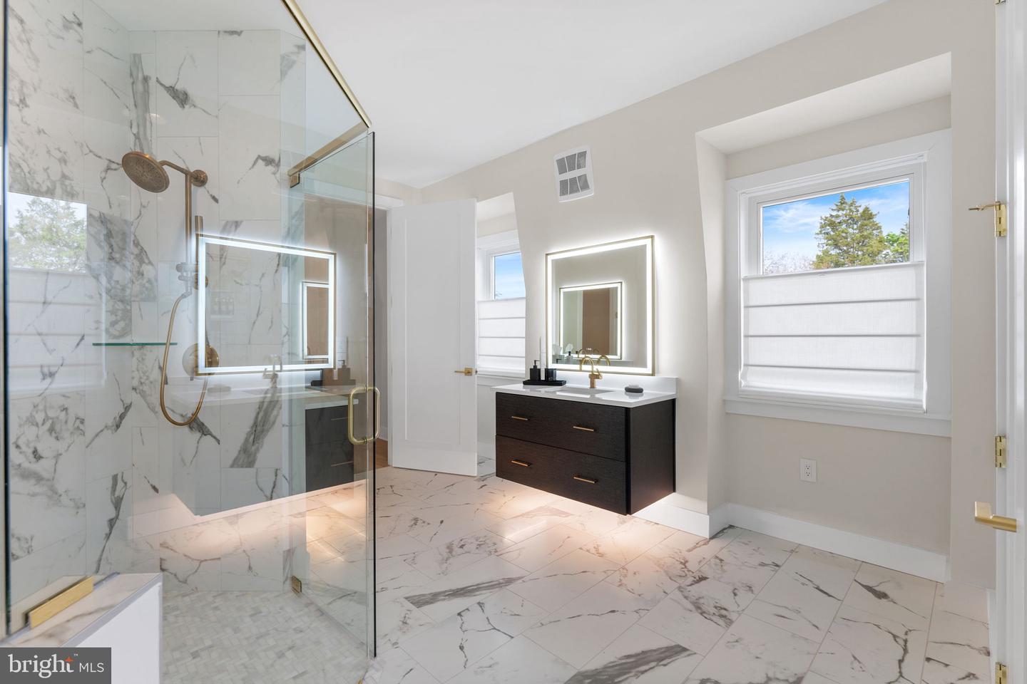 1632 CHAIN BRIDGE RD, MCLEAN, Virginia 22101, 4 Bedrooms Bedrooms, ,3 BathroomsBathrooms,Residential,For sale,1632 CHAIN BRIDGE RD,VAFX2246048 MLS # VAFX2246048