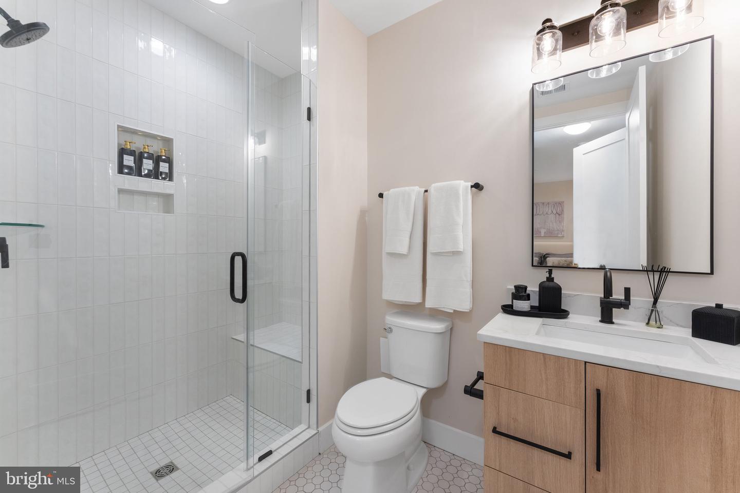 1632 CHAIN BRIDGE RD, MCLEAN, Virginia 22101, 4 Bedrooms Bedrooms, ,3 BathroomsBathrooms,Residential,For sale,1632 CHAIN BRIDGE RD,VAFX2246048 MLS # VAFX2246048
