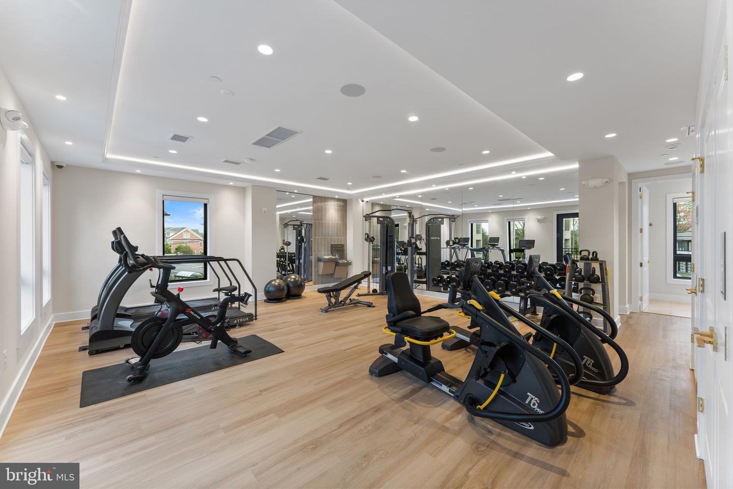 1632 CHAIN BRIDGE RD, MCLEAN, Virginia 22101, 4 Bedrooms Bedrooms, ,3 BathroomsBathrooms,Residential,For sale,1632 CHAIN BRIDGE RD,VAFX2246048 MLS # VAFX2246048