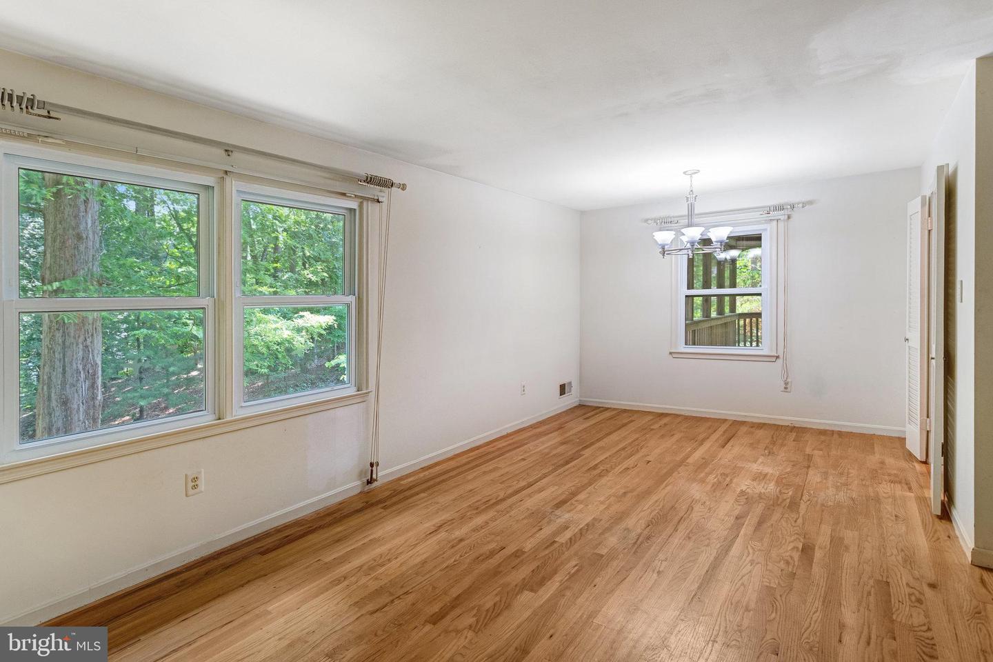 2306 MARLINE CT, WOODBRIDGE, Virginia 22192, 4 Bedrooms Bedrooms, ,3 BathroomsBathrooms,Residential,For sale,2306 MARLINE CT,VAPW2096490 MLS # VAPW2096490