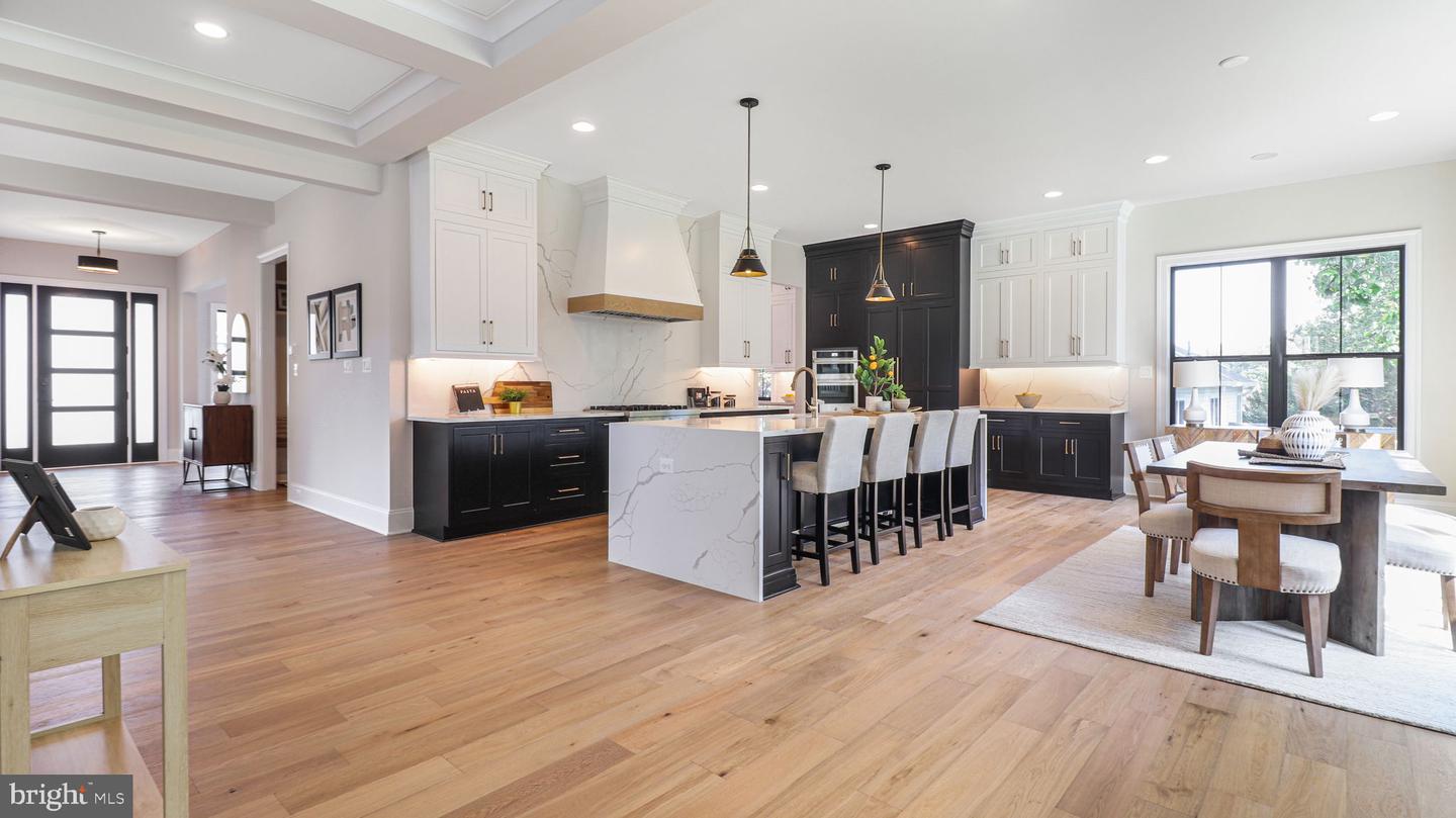 3514 N POTOMAC ST, ARLINGTON, Virginia 22213, 6 Bedrooms Bedrooms, ,5 BathroomsBathrooms,Residential,For sale,3514 N POTOMAC ST,VAAR2058856 MLS # VAAR2058856