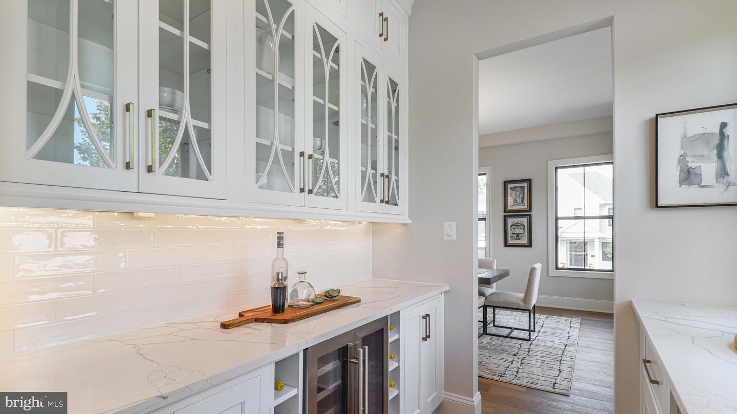 3514 N POTOMAC ST, ARLINGTON, Virginia 22213, 6 Bedrooms Bedrooms, ,5 BathroomsBathrooms,Residential,For sale,3514 N POTOMAC ST,VAAR2058856 MLS # VAAR2058856