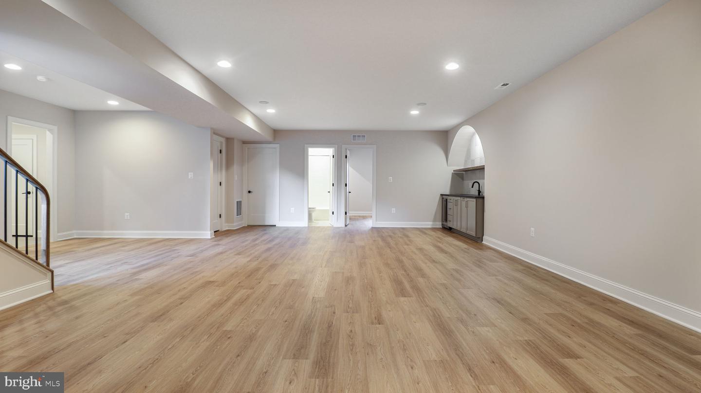 3514 N POTOMAC ST, ARLINGTON, Virginia 22213, 6 Bedrooms Bedrooms, ,5 BathroomsBathrooms,Residential,For sale,3514 N POTOMAC ST,VAAR2058856 MLS # VAAR2058856