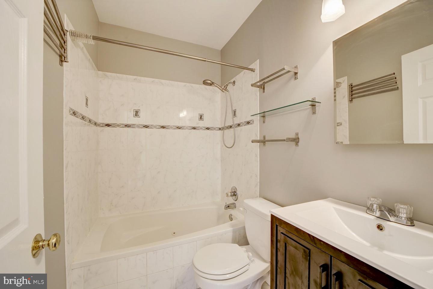 1030 FAIRMONT ST NW #204, WASHINGTON, District Of Columbia 20001, 2 Bedrooms Bedrooms, ,1 BathroomBathrooms,Residential,For sale,1030 FAIRMONT ST NW #204,DCDC2204486 MLS # DCDC2204486