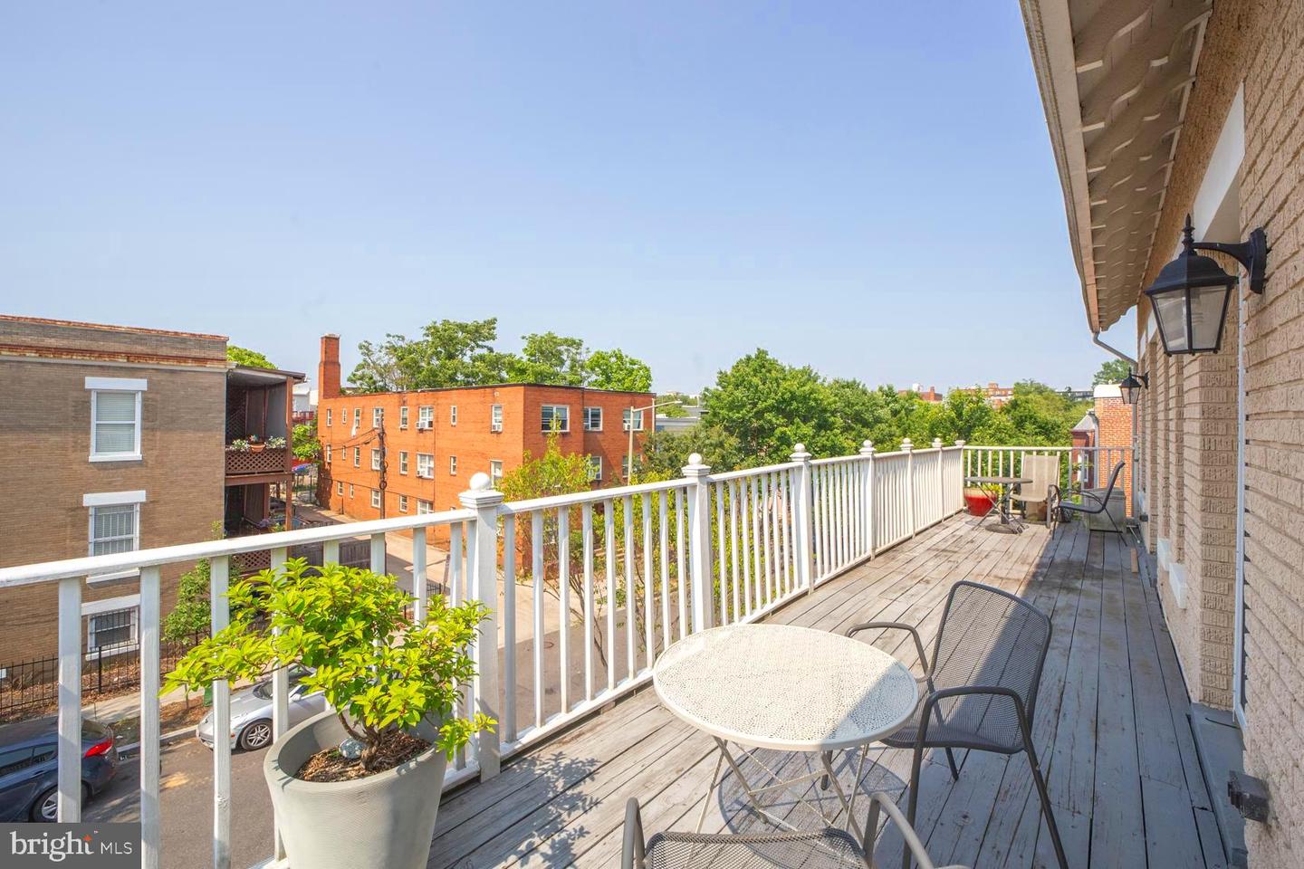 1030 FAIRMONT ST NW #204, WASHINGTON, District Of Columbia 20001, 2 Bedrooms Bedrooms, ,1 BathroomBathrooms,Residential,For sale,1030 FAIRMONT ST NW #204,DCDC2204486 MLS # DCDC2204486