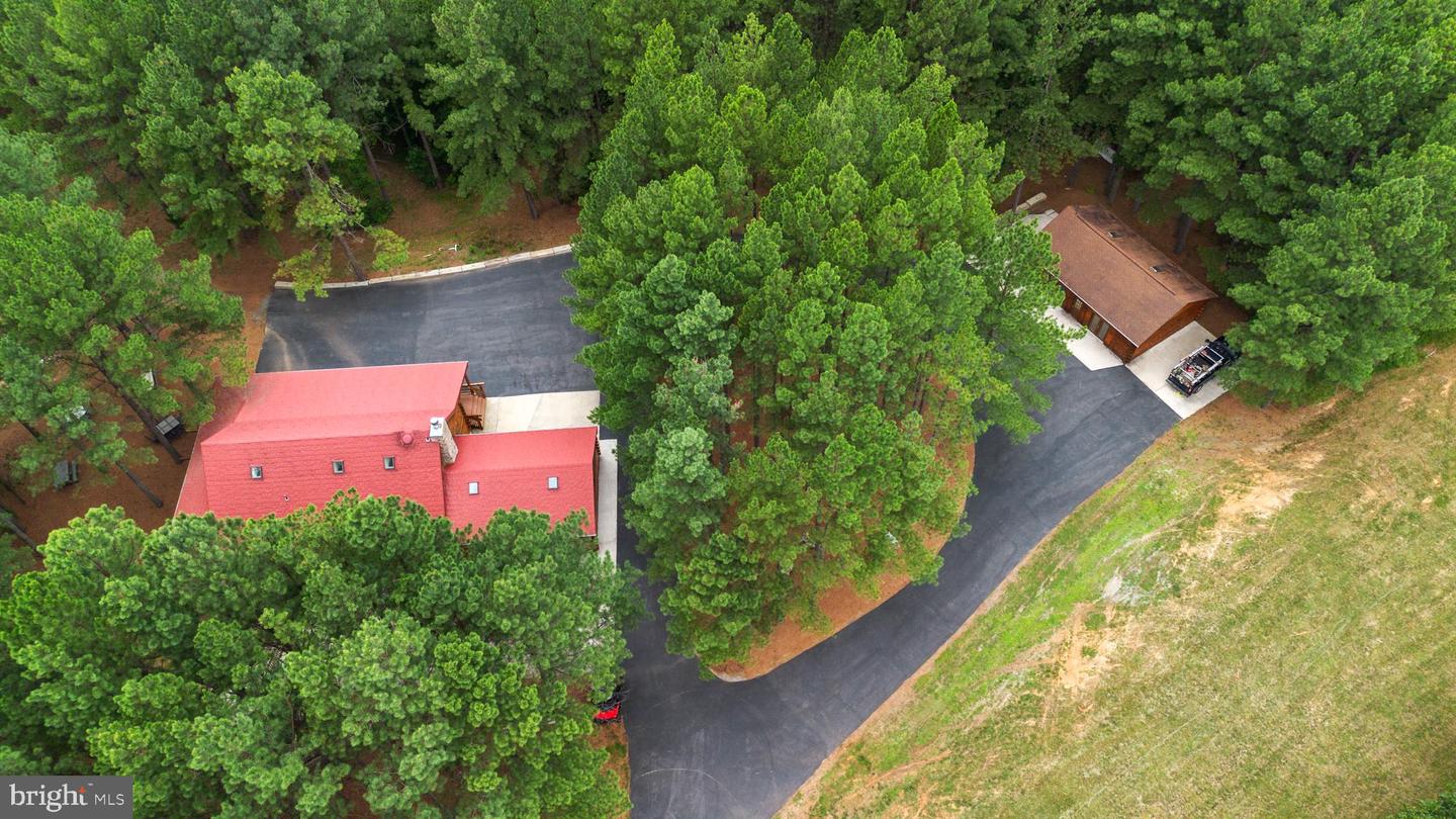 362 DELL PERKINS RD, LOUISA, Virginia 23093, 4 Bedrooms Bedrooms, ,3 BathroomsBathrooms,Residential,For sale,362 DELL PERKINS RD,VALA2007994 MLS # VALA2007994