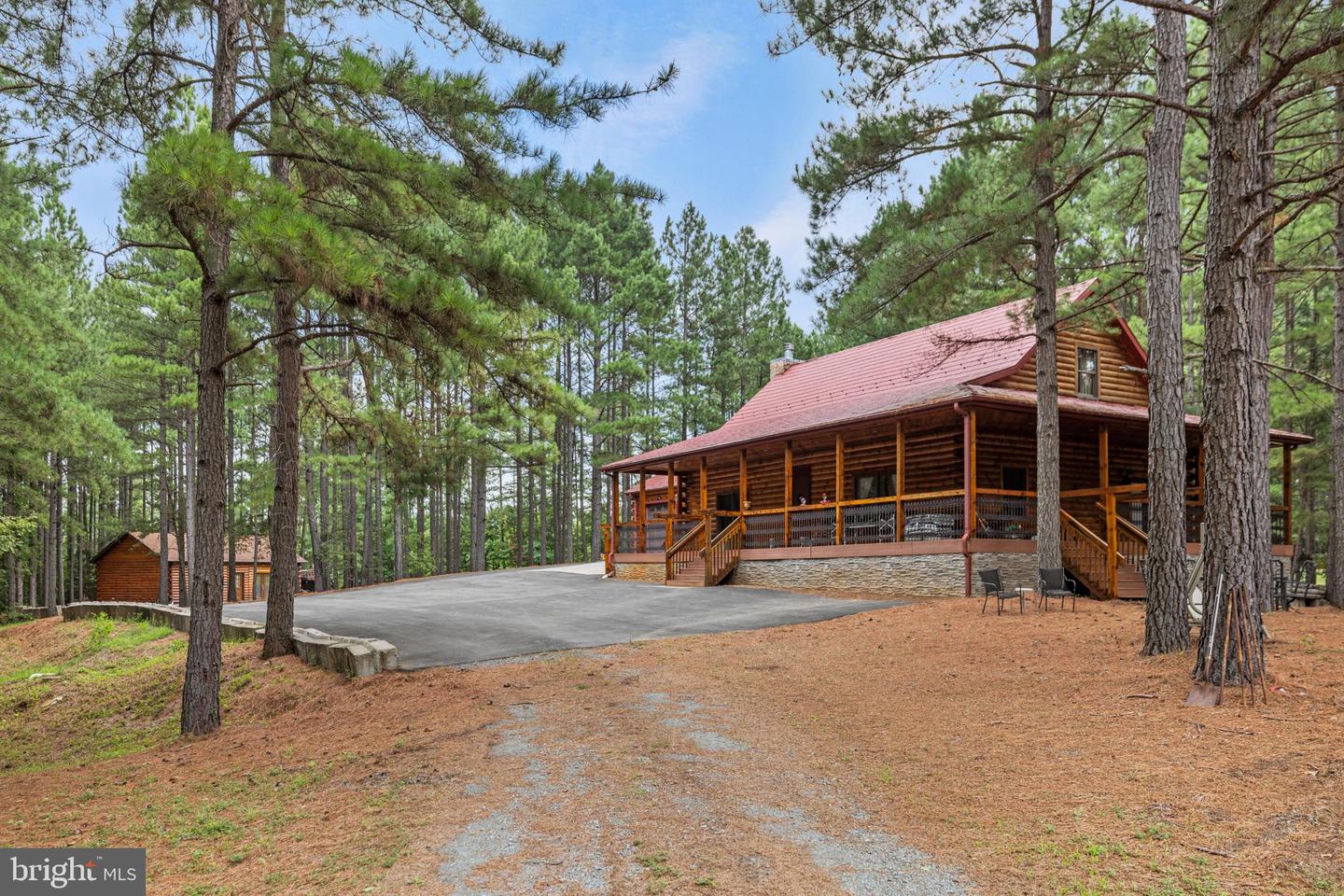 362 DELL PERKINS RD, LOUISA, Virginia 23093, 4 Bedrooms Bedrooms, ,3 BathroomsBathrooms,Residential,For sale,362 DELL PERKINS RD,VALA2007994 MLS # VALA2007994