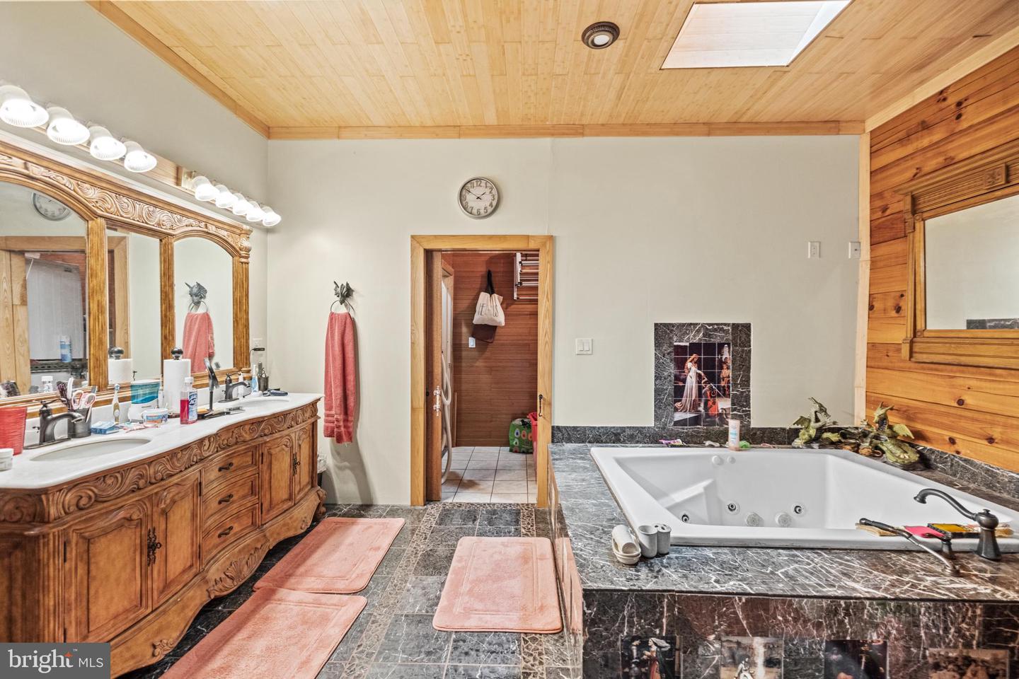 362 DELL PERKINS RD, LOUISA, Virginia 23093, 4 Bedrooms Bedrooms, ,3 BathroomsBathrooms,Residential,For sale,362 DELL PERKINS RD,VALA2007994 MLS # VALA2007994