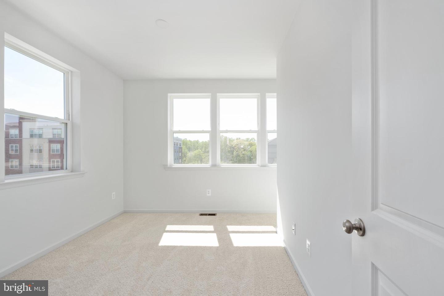 2620 NEABSCO COMMON PL, WOODBRIDGE, Virginia 22191, 3 Bedrooms Bedrooms, ,2 BathroomsBathrooms,Residential,For sale,2620 NEABSCO COMMON PL,VAPW2096444 MLS # VAPW2096444