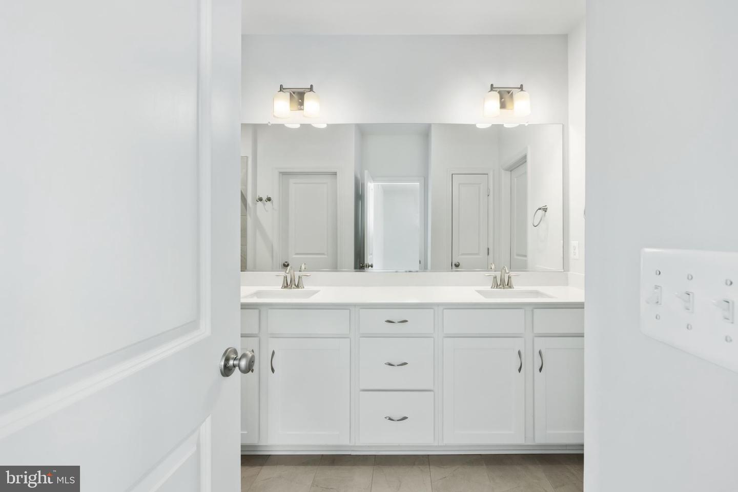 2620 NEABSCO COMMON PL, WOODBRIDGE, Virginia 22191, 3 Bedrooms Bedrooms, ,2 BathroomsBathrooms,Residential,For sale,2620 NEABSCO COMMON PL,VAPW2096444 MLS # VAPW2096444