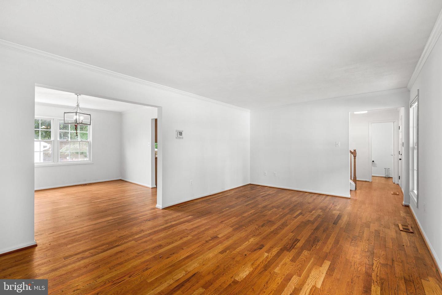 8321 TERRA GRANDE AVE, SPRINGFIELD, Virginia 22153, 4 Bedrooms Bedrooms, ,3 BathroomsBathrooms,Residential,For sale,8321 TERRA GRANDE AVE,VAFX2246092 MLS # VAFX2246092