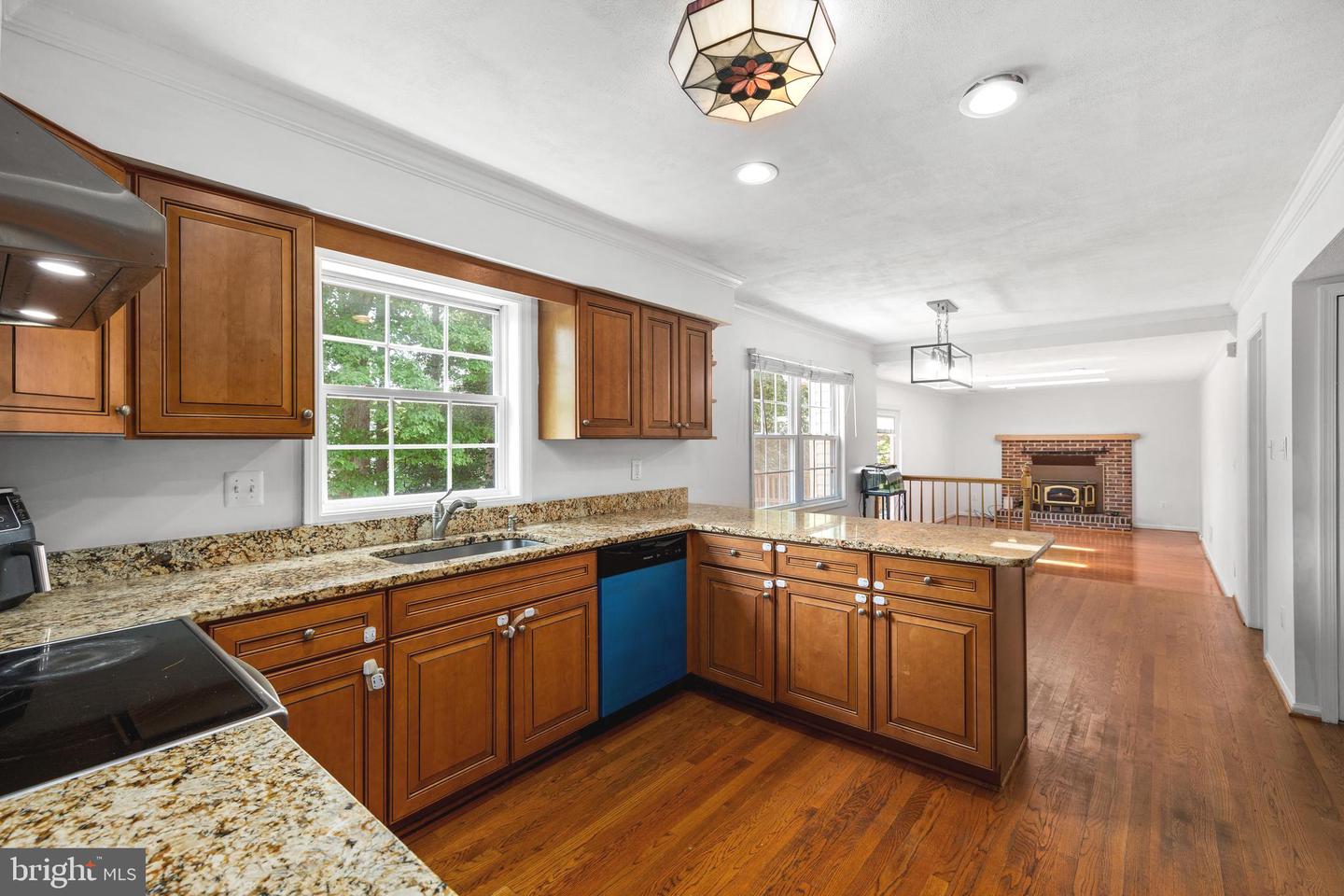 8321 TERRA GRANDE AVE, SPRINGFIELD, Virginia 22153, 4 Bedrooms Bedrooms, ,3 BathroomsBathrooms,Residential,For sale,8321 TERRA GRANDE AVE,VAFX2246092 MLS # VAFX2246092