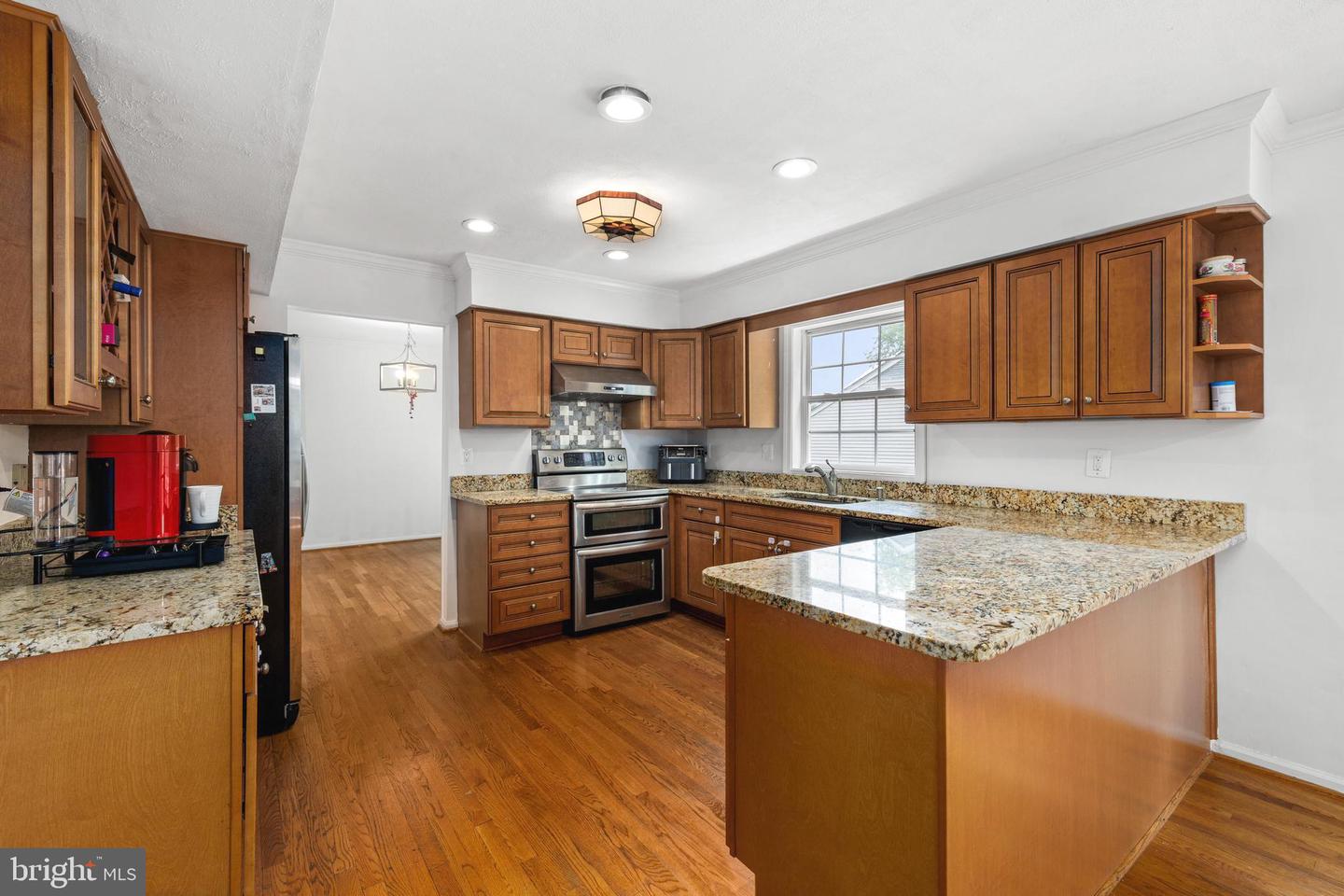 8321 TERRA GRANDE AVE, SPRINGFIELD, Virginia 22153, 4 Bedrooms Bedrooms, ,3 BathroomsBathrooms,Residential,For sale,8321 TERRA GRANDE AVE,VAFX2246092 MLS # VAFX2246092